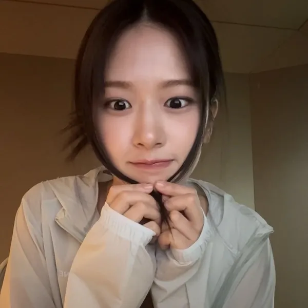Top Photo Full of An Yujin (IVE) Love
