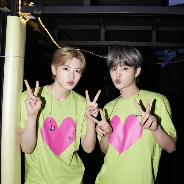 Top Photo Full of TREASURE Love