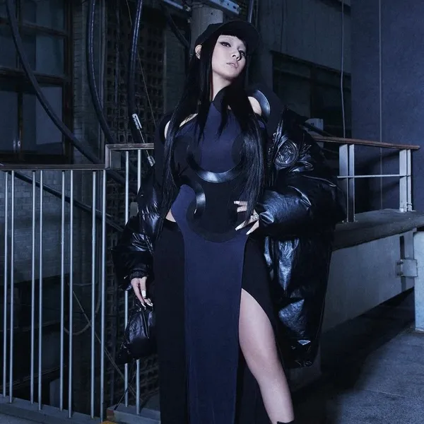 Today's Most Loved CL (2NE1)