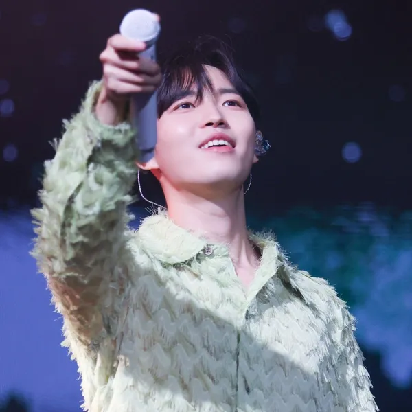 Today's Most Loved Kim Jaehwan