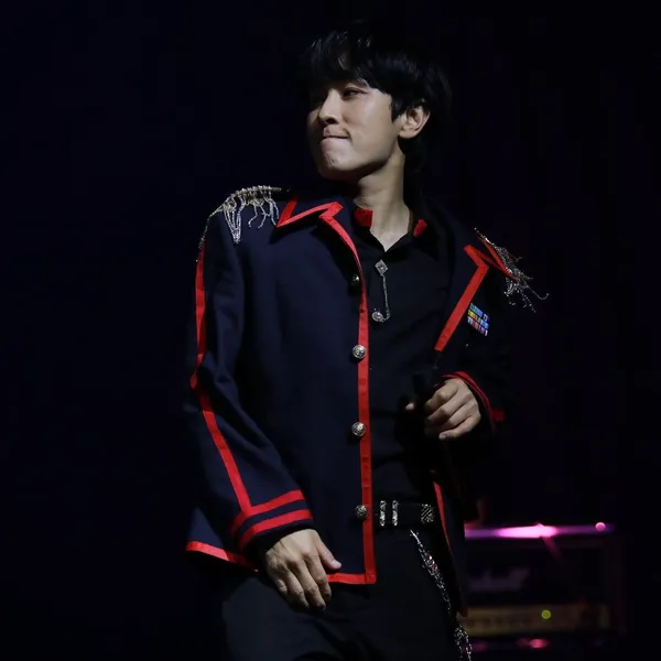 Today's Most Loved Kim Dongwan (SHINHWA)