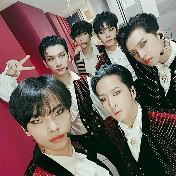 Top Photo Full of VIXX Love