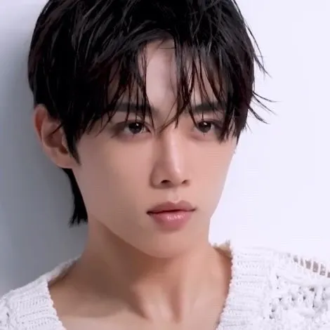 Top Photo Full of Sunwoo (THE BOYZ) Love