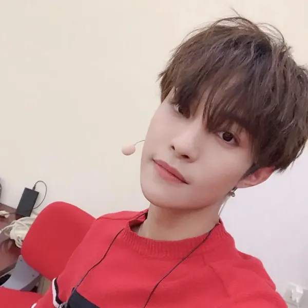 Today's Most Loved YANGYANG (WayV)