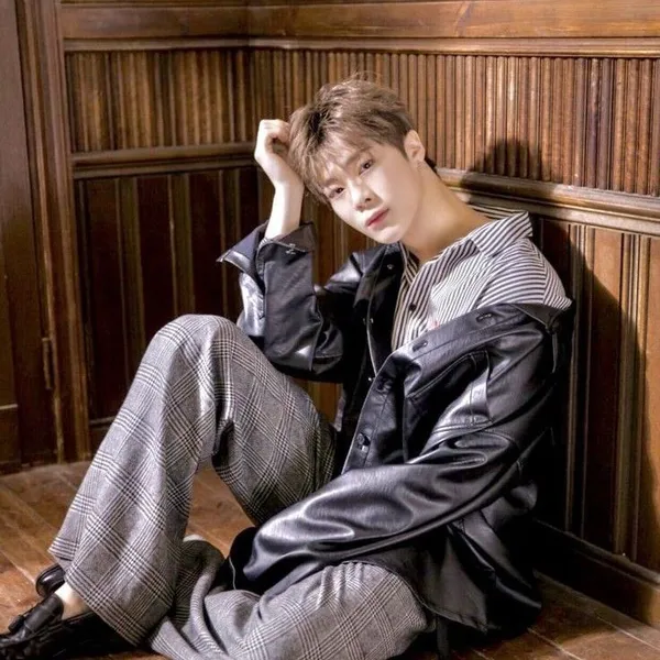Top Photo Full of Moonbin (ASTRO) Love