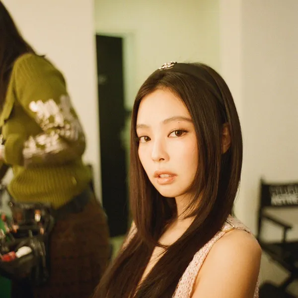 Foto Populer Penuh Cinta untuk Jennie (BLACKPINK)