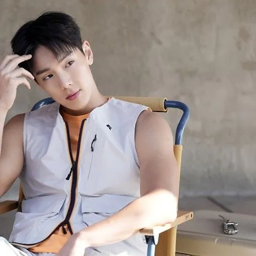 Top Photo Full of Shownu (MONSTA X) Love