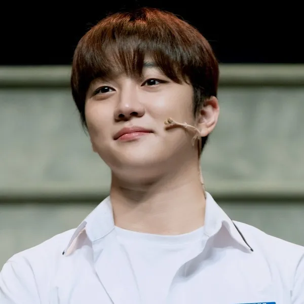Top Photo Full of Hong Joochan (GoldenChild) Love
