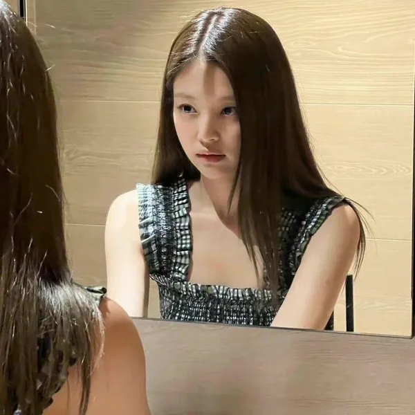 Momen Terbaik Jennie (BLACKPINK) Pilihan Penggemar