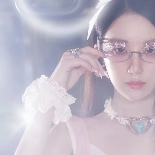 Top Photo Full of Shuhua (i-dle) Love