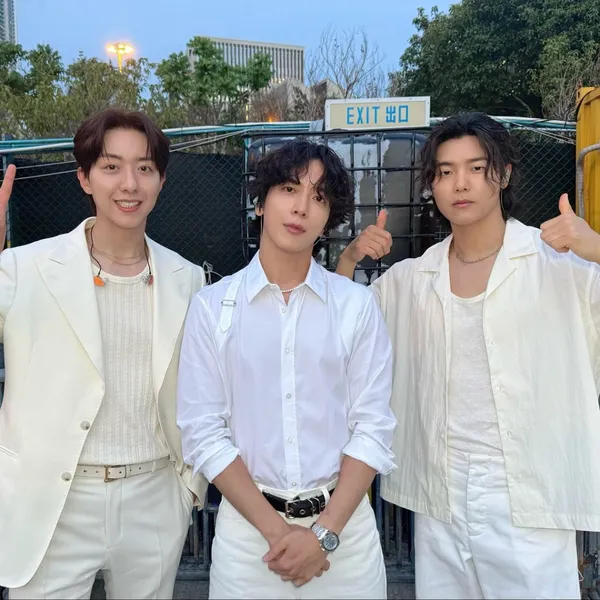 Top Photo Full of CNBLUE Love