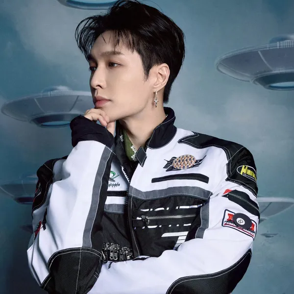 Fans' Pick: Best Moment of Lay (EXO)