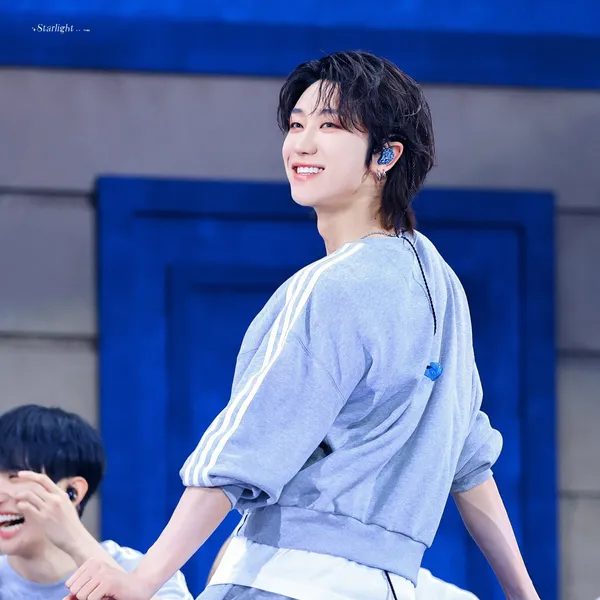 Today's Most Loved The 8 (SEVENTEEN)