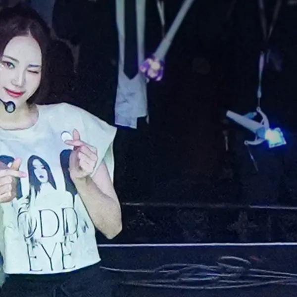 Top Photo Full of LOONA Love