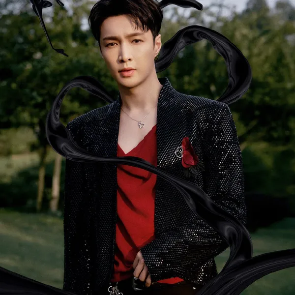 Top Photo Full of Lay (EXO) Love
