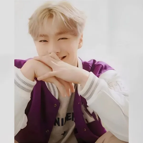 Penampilan Moonbin (ASTRO) yang Paling Dicintai Hari Ini