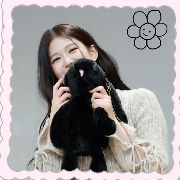 Top Photo Full of Yoon Jiyoon Love