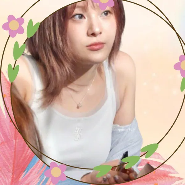 Top Photo Full of Moon Sua (Billlie) Love