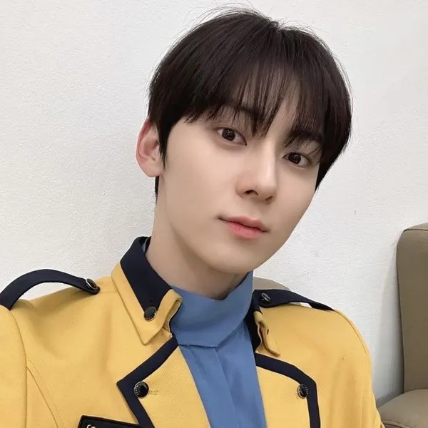Today's Most Loved Hwang Minhyun