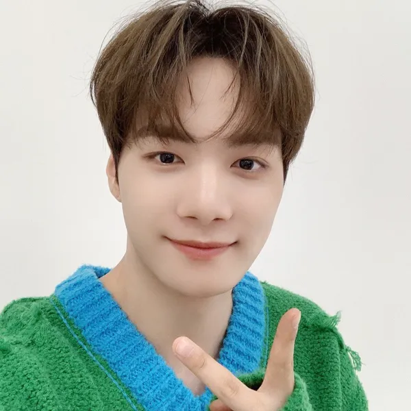 Today's Most Loved Kim Jonghyeon