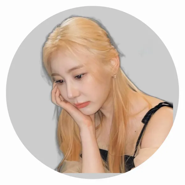Top Photo Full of Lee Chaeyeon Love