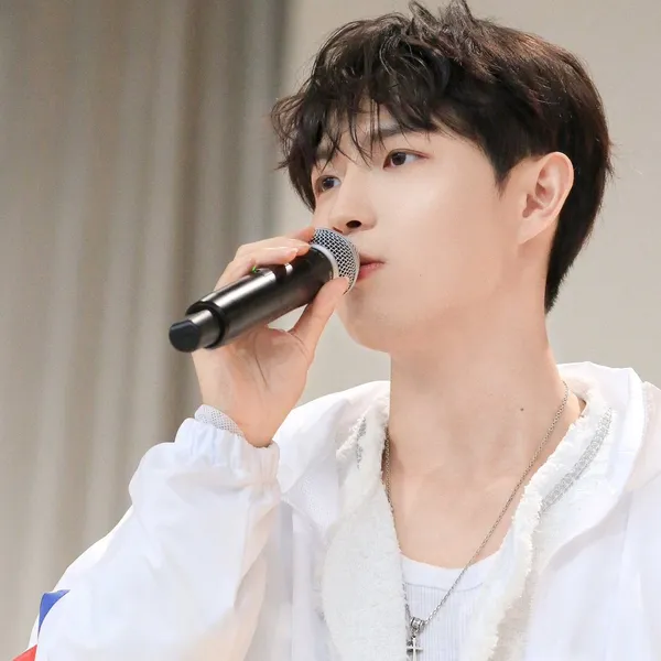 김재환 팬심 가득한 인기 사진