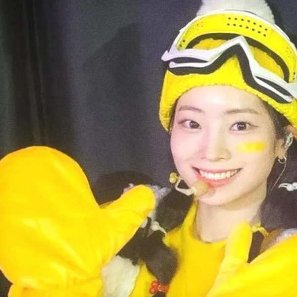 Shining profile picture of TRI.BE on today's Choeaedol