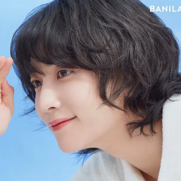 Penampilan Jeonghan (SEVENTEEN) yang Paling Dicintai Hari Ini