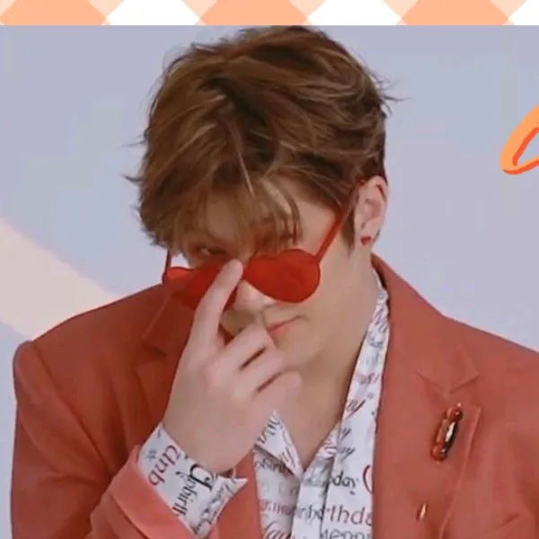粉丝票选的Jinjin (ASTRO)最佳瞬间