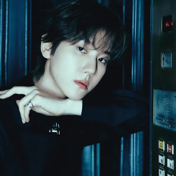 今日最も愛されたベクヒョン (EXO)の姿