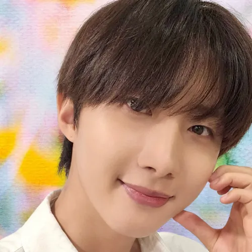 Today's Most Loved Hui (PENTAGON)