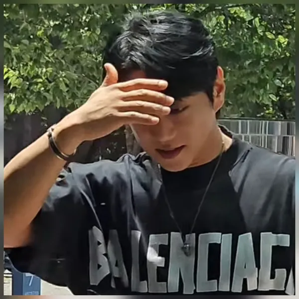 Today's Most Loved Hwang Chiyeol