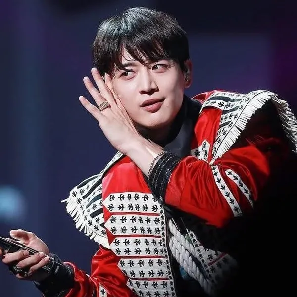 Top Photo Full of Minho (SHINee) Love