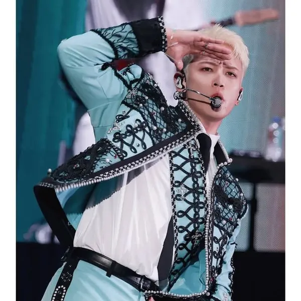Top Photo Full of Minho (SHINee) Love