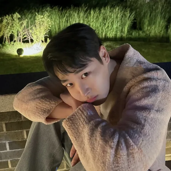 Top Photo Full of Choi Byungchan Love