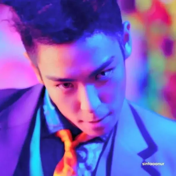 Top Photo Full of T.O.P Love