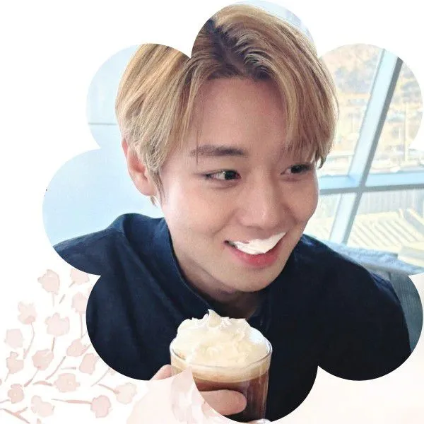 Top Photo Full of Park Jihoon Love