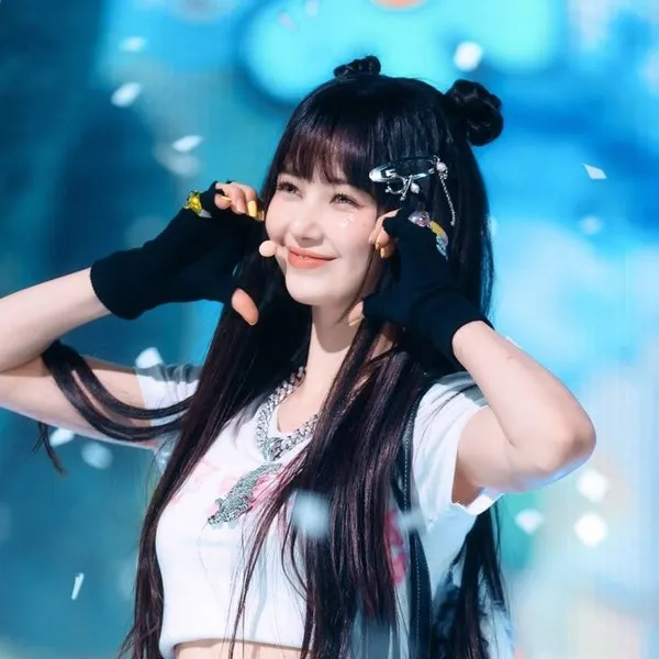 充滿粉絲愛意的DANIELLE (NewJeans)人氣照片