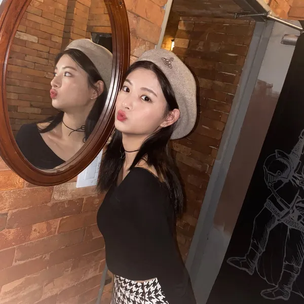 Fans' Pick: Best Moment of Yiren (EVERGLOW)