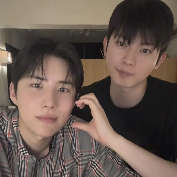 Top Photo Full of Wow (A.C.E) Love