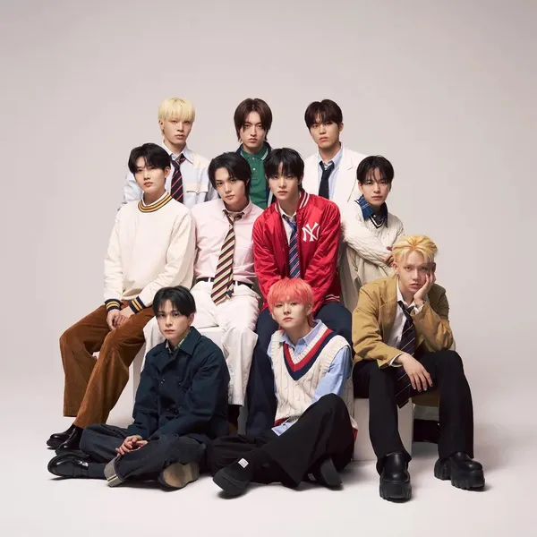 Top Photo Full of TREASURE Love