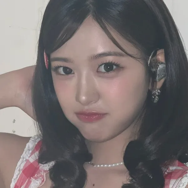 Top Photo Full of An Yujin (IVE) Love