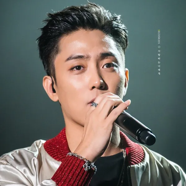 Today's Most Loved Eun Jiwon (SECHSKIES)