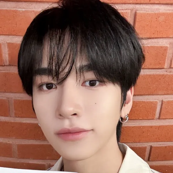 Today's Most Loved Hanjun (n.SSign)