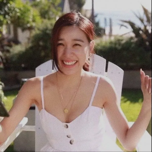 今日最受喜愛的Tiffany Young (少女時代)