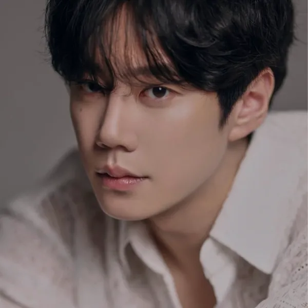 Today's Most Loved Lee Junyoung