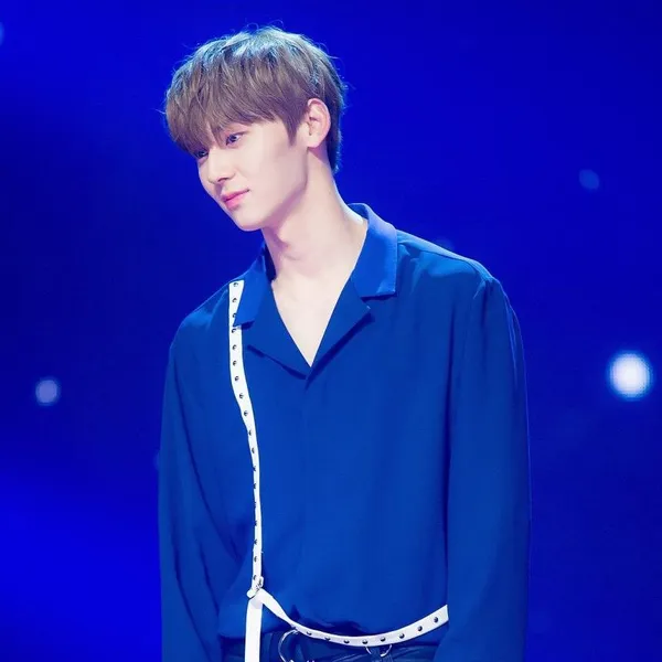 Today's Most Loved Hwang Minhyun