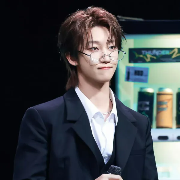 Fans' Pick: Best Moment of The 8 (SEVENTEEN)