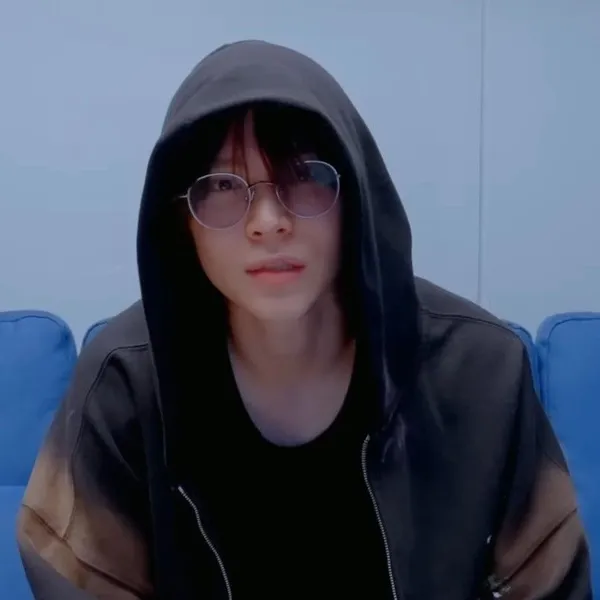 今天最受喜爱的Eunseok (RIIZE)