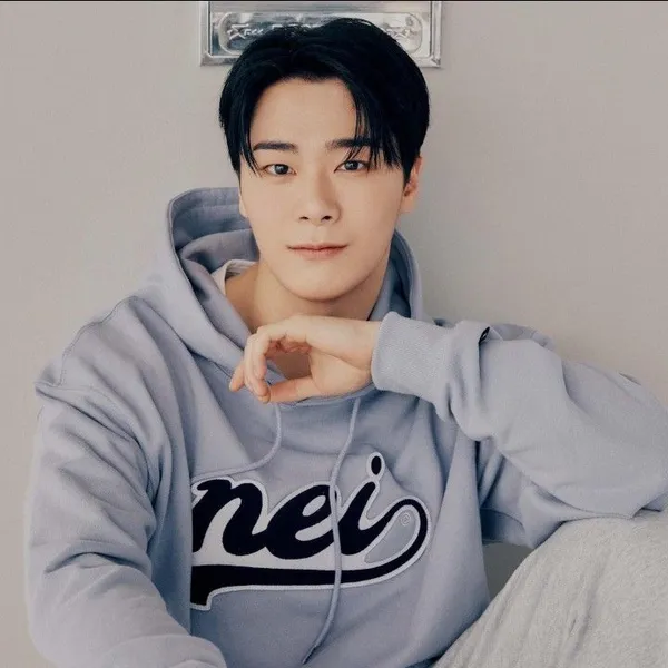 Today's Most Loved Moonbin (ASTRO)